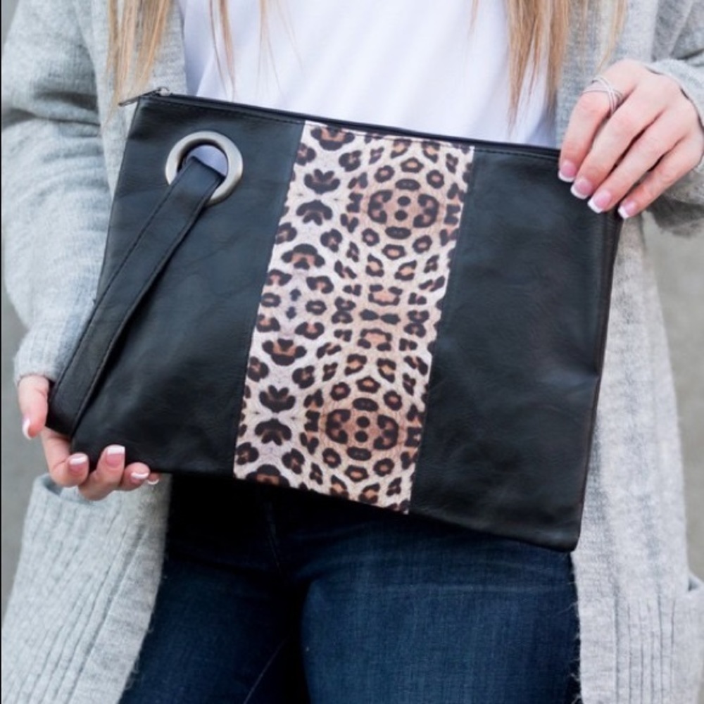 The Boldly Wild Leopard Clutch Bag
